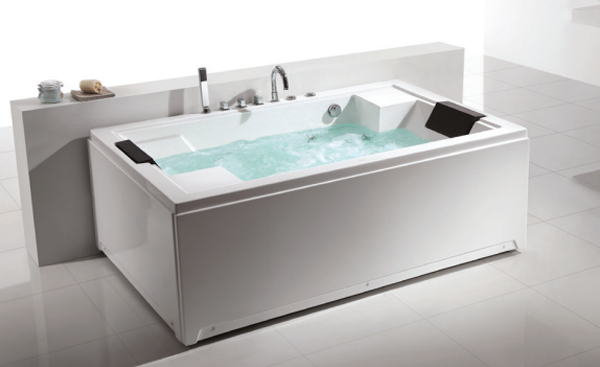 Whirlpool Bathtub with Two Motors, Air Bubble, Massage, Radio and Light
