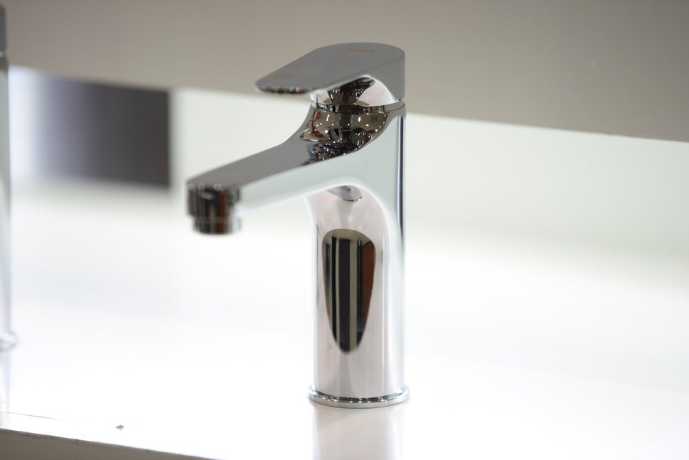 خلاط مغسلة Wash basin mixer