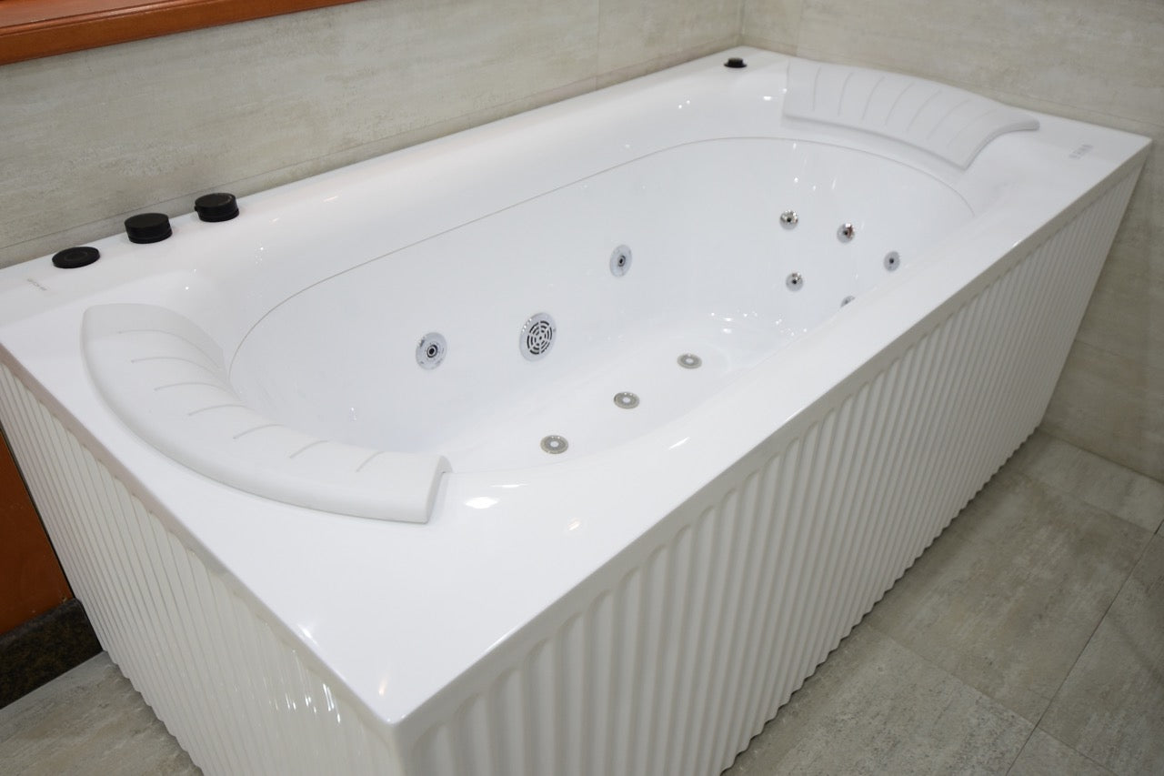 جاكوزى Jacuzzi